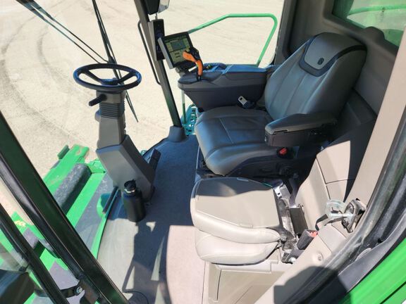 2023 John Deere X9 1000 Combine