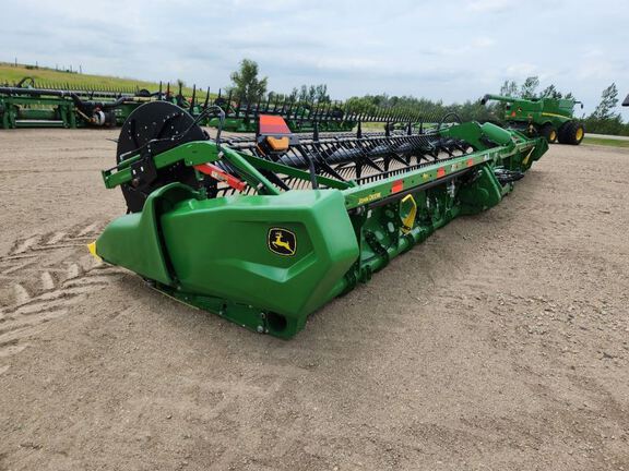 2025 John Deere RD45F Header Combine