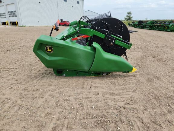 2025 John Deere RD45F Header Combine