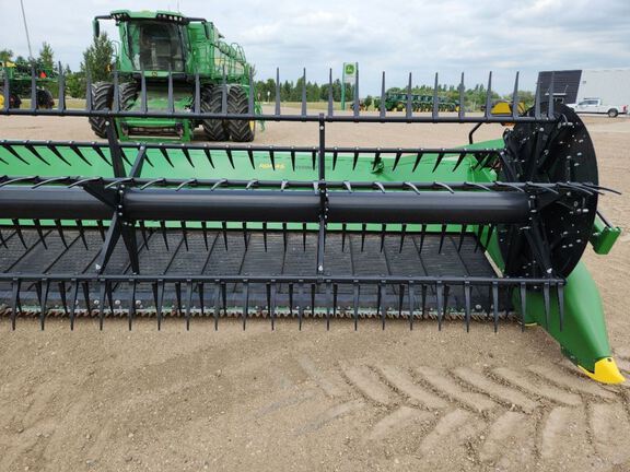 2025 John Deere RD45F Header Combine