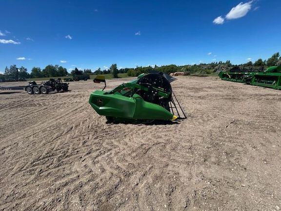 2025 John Deere RD45F Header Combine