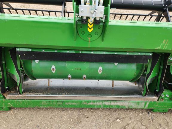 2025 John Deere RD45F Header Combine