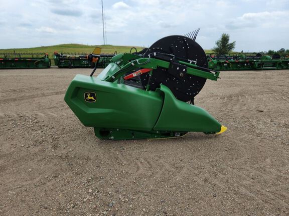 2025 John Deere RD45F Header Combine