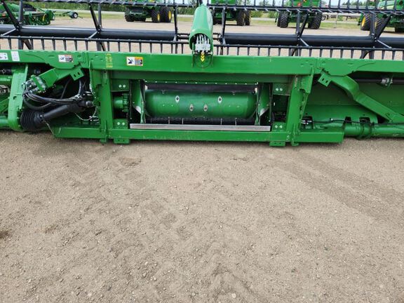 2025 John Deere RD45F Header Combine