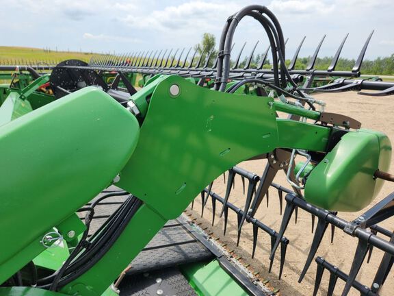 2025 John Deere RD45F Header Combine
