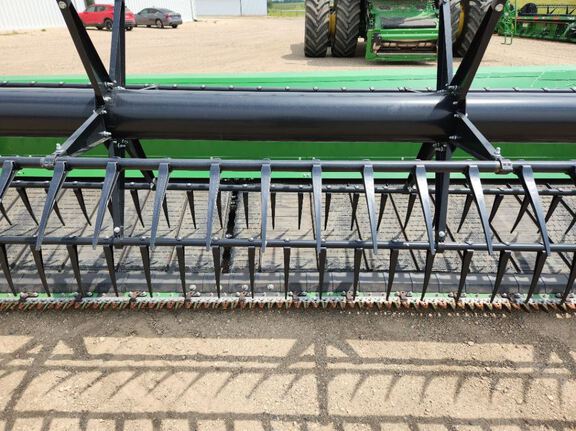 2025 John Deere RD45F Header Combine