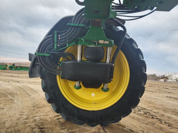 2023 John Deere 410R Sprayer/High Clearance