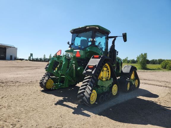 2025 John Deere 8RX 410 Tractor Rubber Track