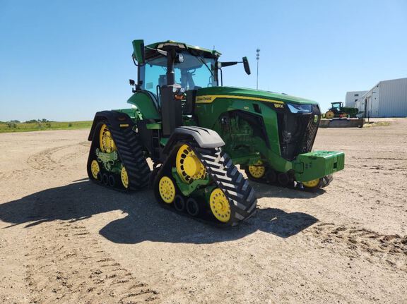 2025 John Deere 8RX 410 Tractor Rubber Track