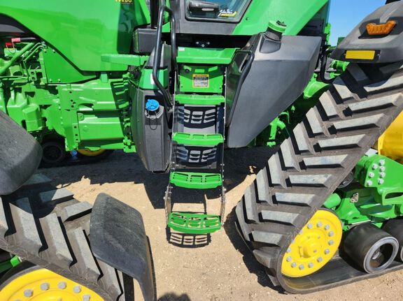 2025 John Deere 8RX 410 Tractor Rubber Track