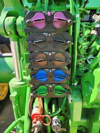 2025 John Deere 8RX 410 Tractor Rubber Track