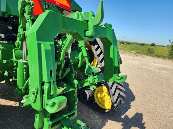 2025 John Deere 8RX 410 Tractor Rubber Track