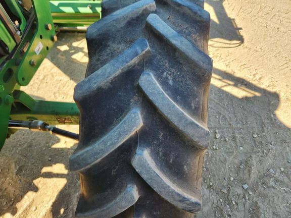 2009 John Deere 6430 Tractor
