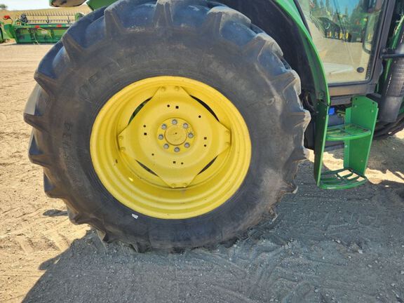 2009 John Deere 6430 Tractor