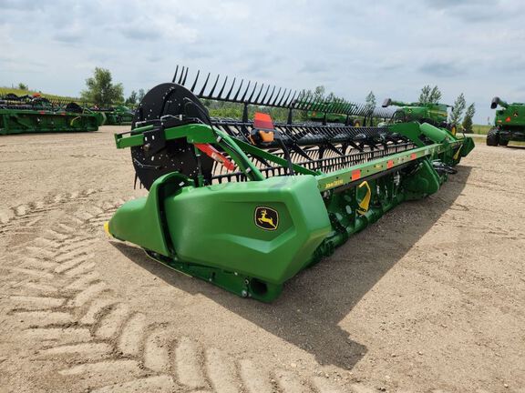 2025 John Deere RD45F Header Combine