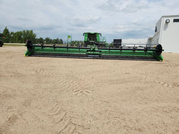 2025 John Deere RD45F Header Combine