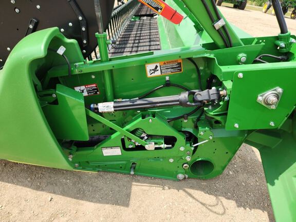 2025 John Deere RD45F Header Combine