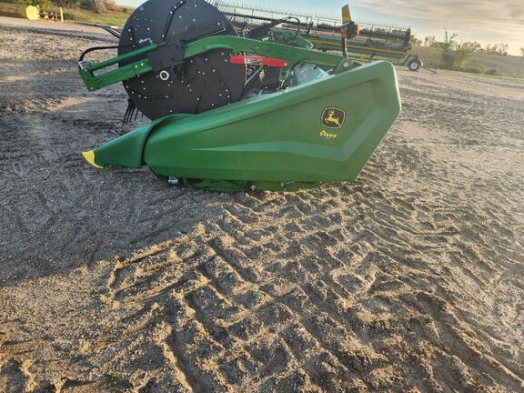 2023 John Deere HD40F Header Combine