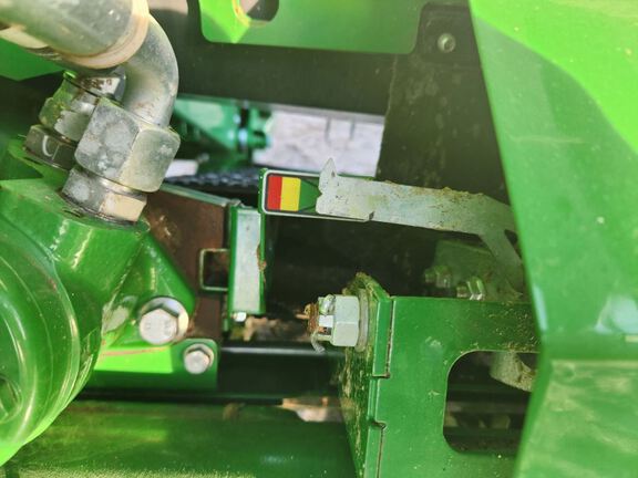 2023 John Deere HD40F Header Combine