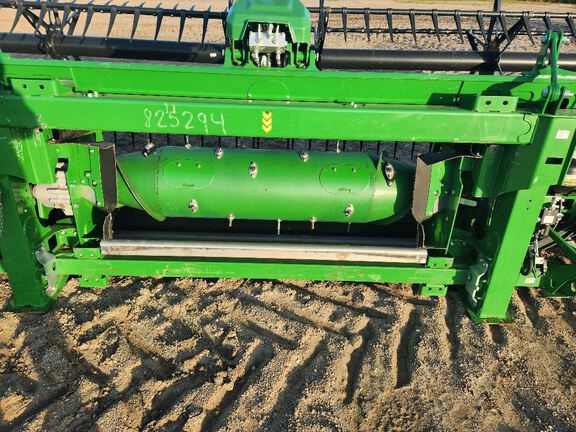 2023 John Deere HD40F Header Combine