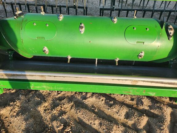 2023 John Deere HD40F Header Combine