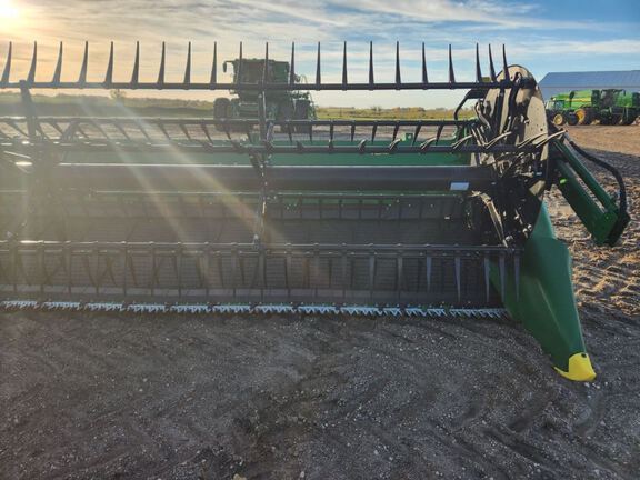 2023 John Deere HD40F Header Combine
