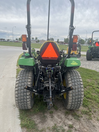 2017 John Deere 2038R Tractor Compact