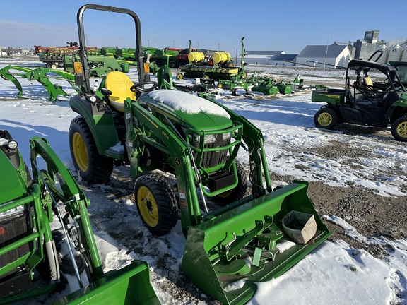 2022 John Deere 2038R Tractor Compact