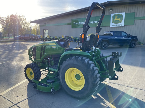 2016 John Deere 3046R Tractor Compact