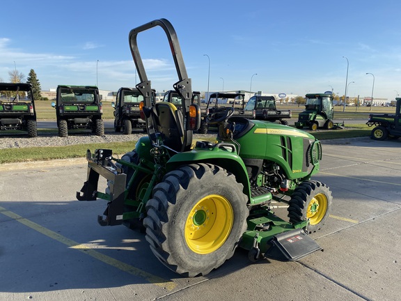 2016 John Deere 3046R Tractor Compact