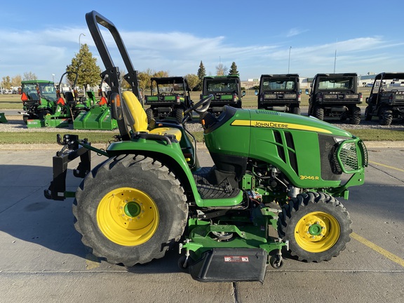 2016 John Deere 3046R Tractor Compact