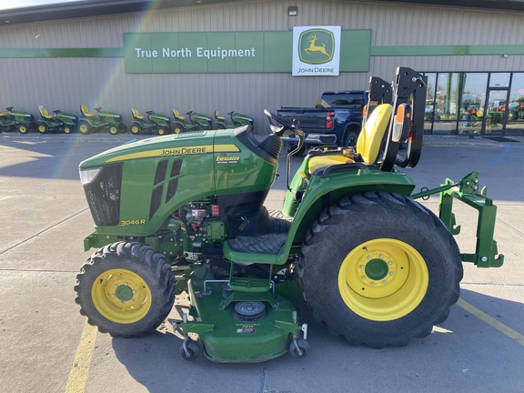 2016 John Deere 3046R Tractor Compact