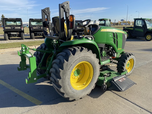 2016 John Deere 3046R Tractor Compact