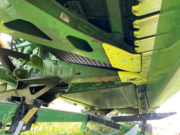 2022 John Deere HD50F Header Combine