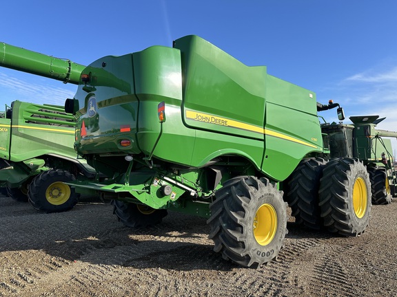 2020 John Deere S780 Combine