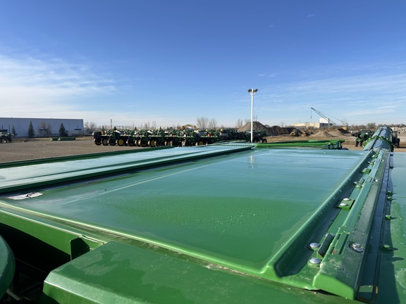 2020 John Deere S780 Combine