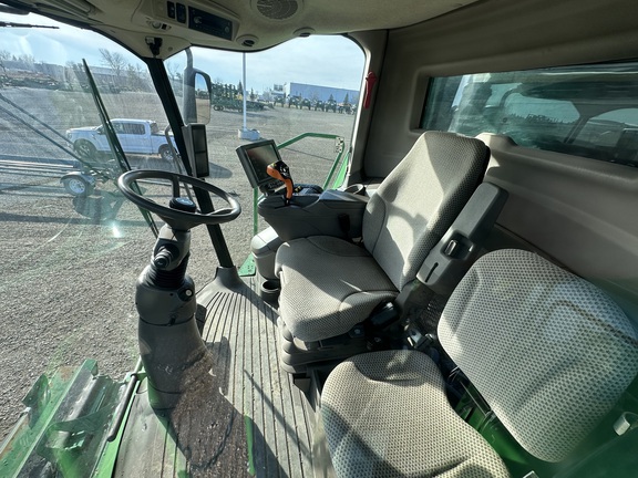 2020 John Deere S780 Combine