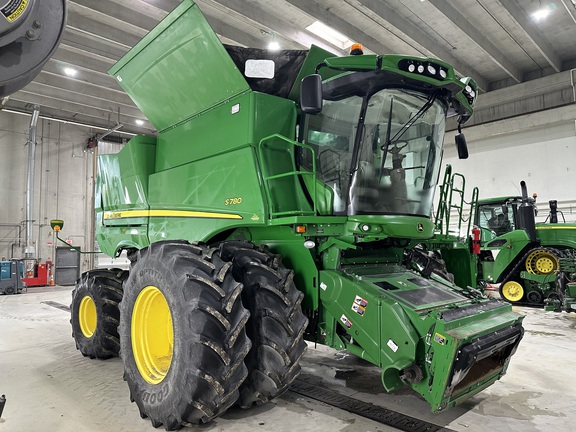 2020 John Deere S780 Combine