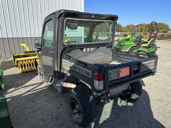 2020 John Deere XUV 835R ATV