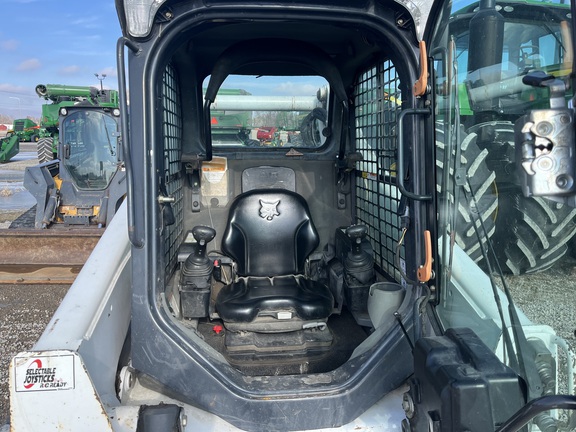 2016 Bobcat T870 Compact Track Loader