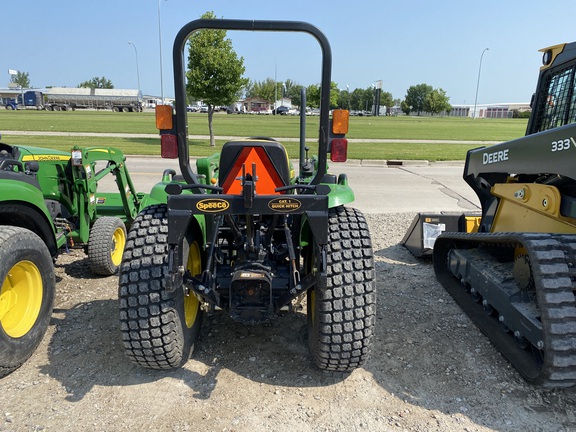 2014 John Deere 3032E Tractor Compact