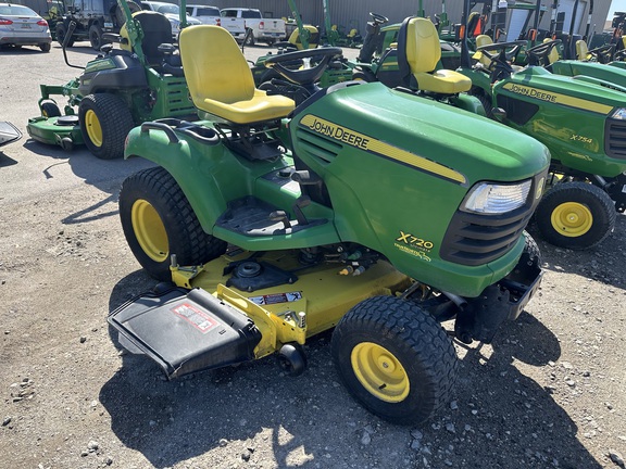 2011 John Deere X720 Garden Tractor