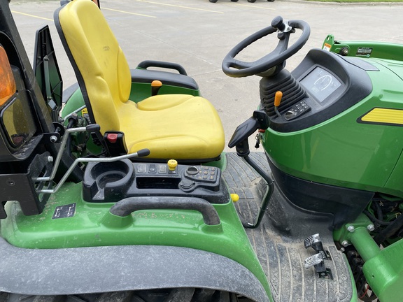 2015 John Deere 3039R Tractor Compact