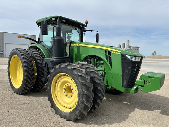 2018 John Deere 8320R Tractor