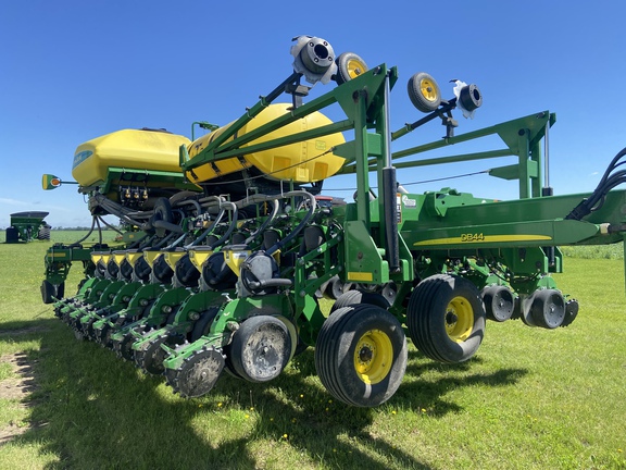 2014 John Deere DB44 Planter