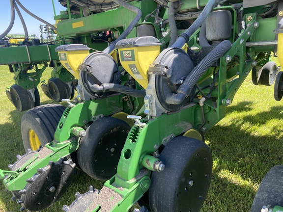 2014 John Deere DB44 Planter