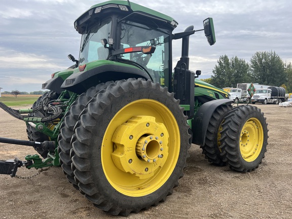 2022 John Deere 8R 340 Tractor