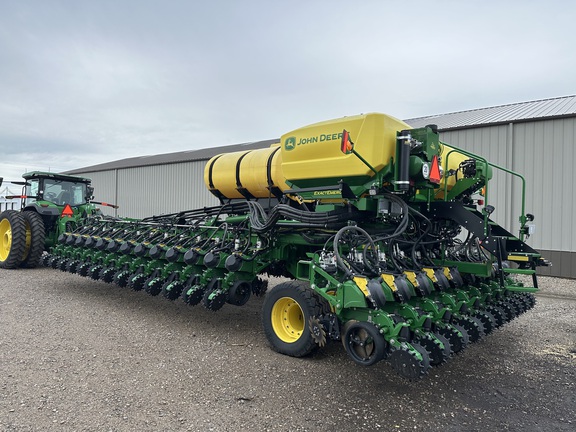 2024 John Deere DB66 Planter