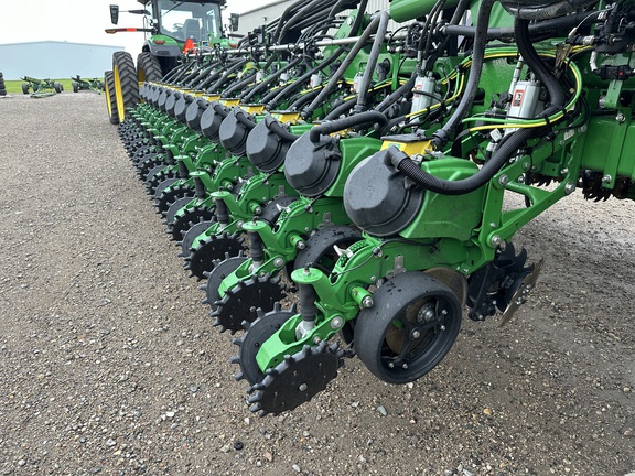 2024 John Deere DB66 Planter