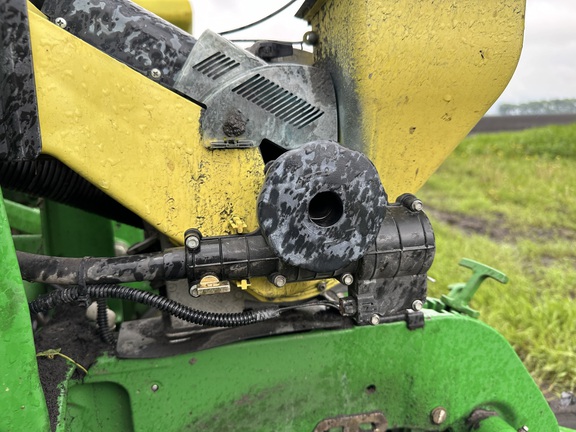 2009 John Deere DB44 Planter